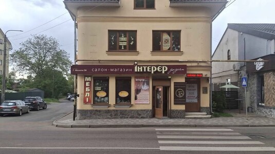 ЛЮСТРИ, бра, настільні лампи, лампочки і т.п.