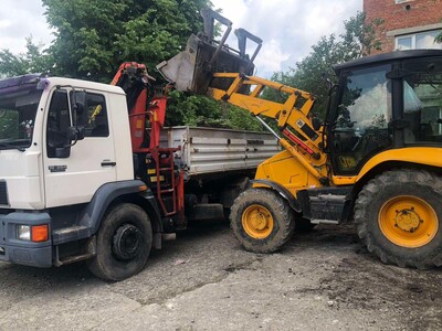 Вивіз будь-якого сміття, навантаження маніпулятора.