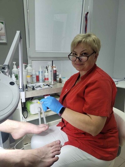 Надаю подологічні послуги