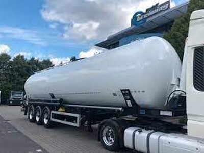 Робота у Вроцлаві – шукаємо водіїв C+E (цистерна, силоси, контейнери)