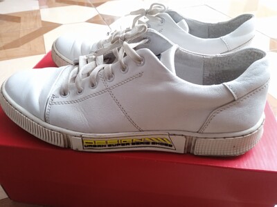 Кеди Konors із натуральної шкіри, розмір 42,5 демісезонні!