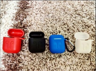 Продам захисні антиударні кейси, чохли до Airpods 2 в ідеальному стані, 4 шт. одним лотом!
