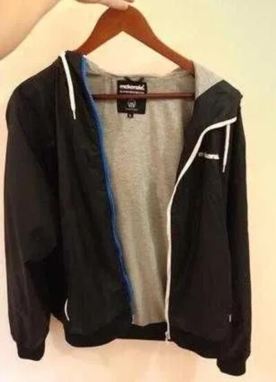 Якісна оригінальна курточка McKenzie. темно-синього кольору, L розмір!