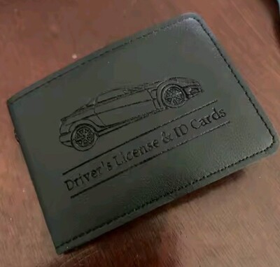 Стильний гаманець для водійського посвідчення, карт і документів!