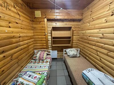 Готель в м. Ромни, вул. Руденка, 32А.