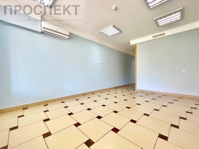 Продаж приміщення вул. Герасима Кондратьева розташоване в першому поверсі