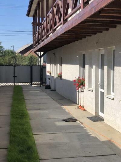 Здам подобово 10-к частина будинку Берегівський, Берегове, Корятовича, 21