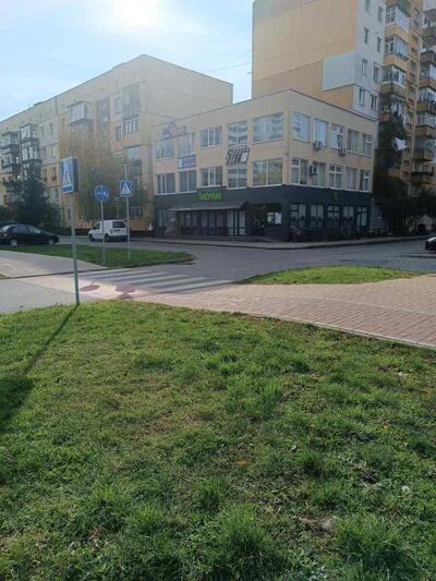 Здам довгостроково офісне приміщення Ужгород, Ужгород, Легоцького, 48