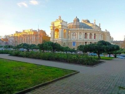 Дерибасовская: помещение в уникальной локации с видом на Оперный театр!