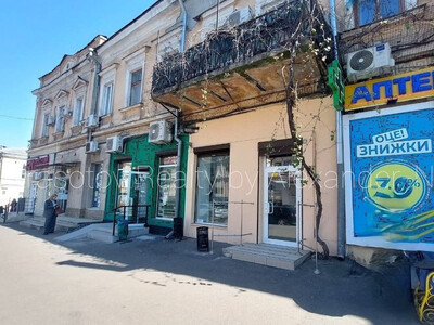 Торговая / Садовая: сдам магазин в супер месте напротив Нового базара!