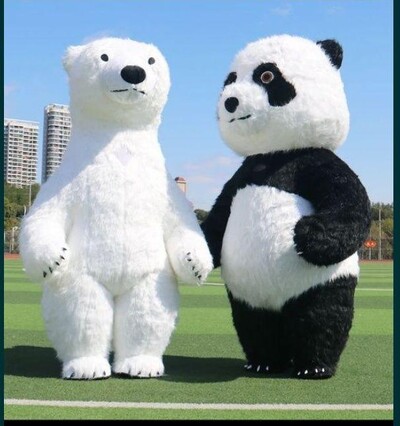 Белый медведь в г.Одесса.Заказать аниматора на день рождения.