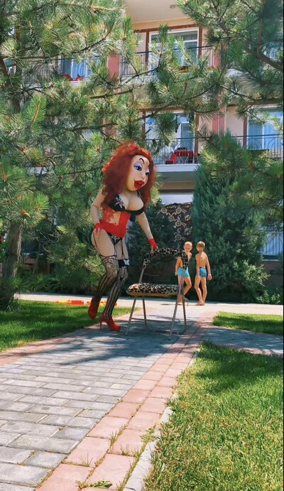 Стриптиз ростовой куклы