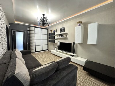 Малиновского: красивая квартира с современным ремонтом на Черемушках!