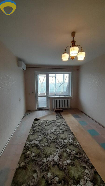 Двокімнатна на Таїрова, море у кроковій доступності.