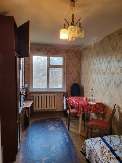 Продам 2кв, 44кв.м. пр.Небесної Сотні/ Сіті-центр