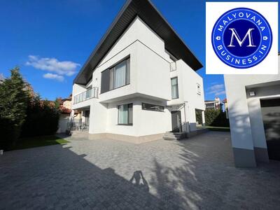 Найкращий будинок в оренду в Совіньйоні, басейн