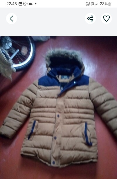 Продам куртку на подростка