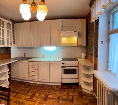 Сдам долгосрочно 3-к квартиру Одесса, Хаджибейский, Бугаёвская, 48/2