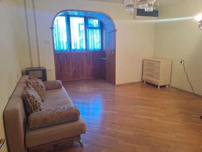 Сдам долгосрочно 1-к квартиру Одесса, Хаджибейский, Ивана Фунтового, 68/1