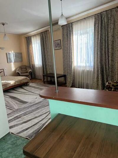 Сдам долгосрочно 1-к квартиру Одесса, Приморский, Бернардацци, 10а