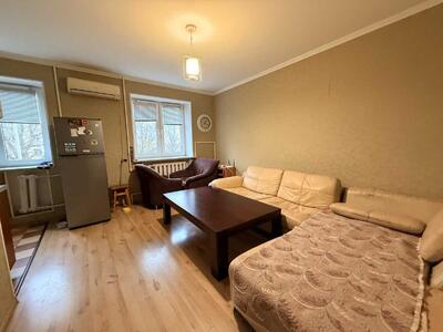 Продам 2-к квартиру Ильичевск, Ильичевск, Парковая, 12