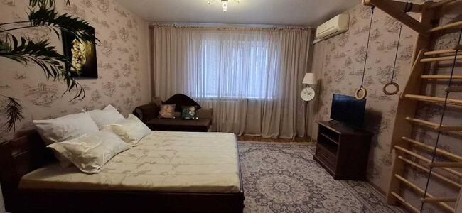 Сдам долгосрочно 3-к квартиру Одесса, Хаджибейский, Скворцова, 2