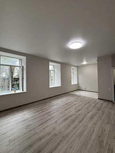 Продам 2-к квартиру Одесса, Хаджибейский, Болгарская