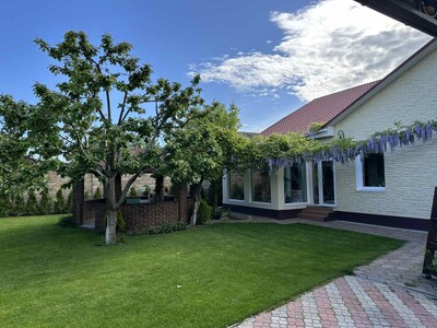 Продам будинок 250кв.м., зем.діл. 7с., пров.Бузковий/ Ріхтера
