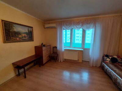 Сдам свою 1 комн. квартиру в ж/м. Радужном 2, долгосрочно
