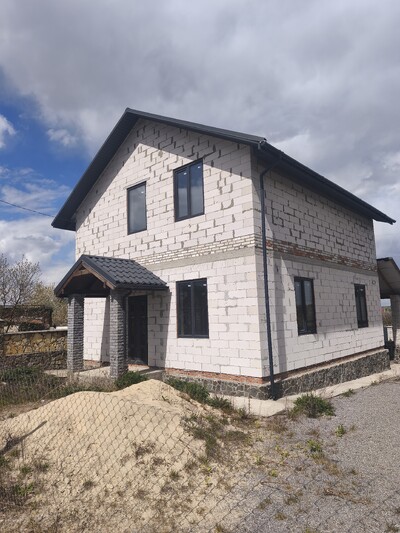 Терміновий продаж будинку Березена