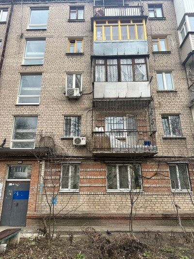 Продам 3к по вул. Леоніда Стромцова Чистий житловий стан