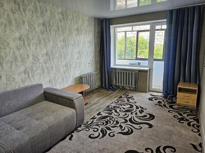 Продам квартиру в кирпичном доме на ул. Калиновая - Образцова