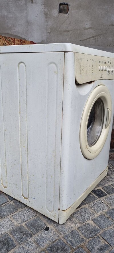 Продам 2 стиральные машинки автомат Indesit