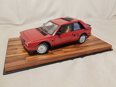 1 18 AUTOart Lancia Delta S4 (red) 1985