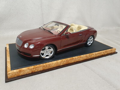 1 18 Minichamps Bentley Continental GTC Cabriolet (maroon) 2006