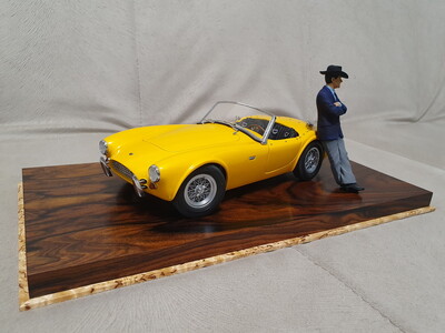 1 18 Exoto Cobra Roadster 260 The First Painting Car (Pearl Yellow) 1962