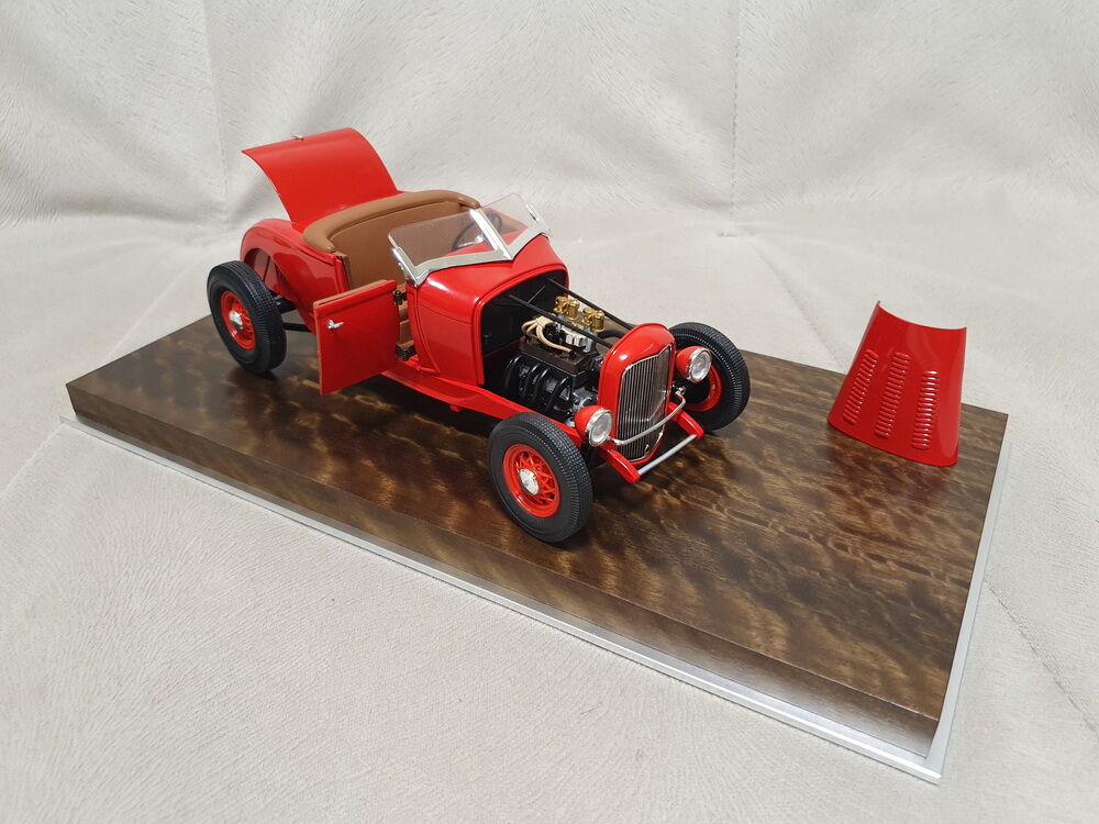 ワンオフカスタム 1/18 HIGHWAY61 フォード モデルA ロードスター 1 18 Highway 61 Ford model «А» Roadster Hot Rod, Origins of Speed