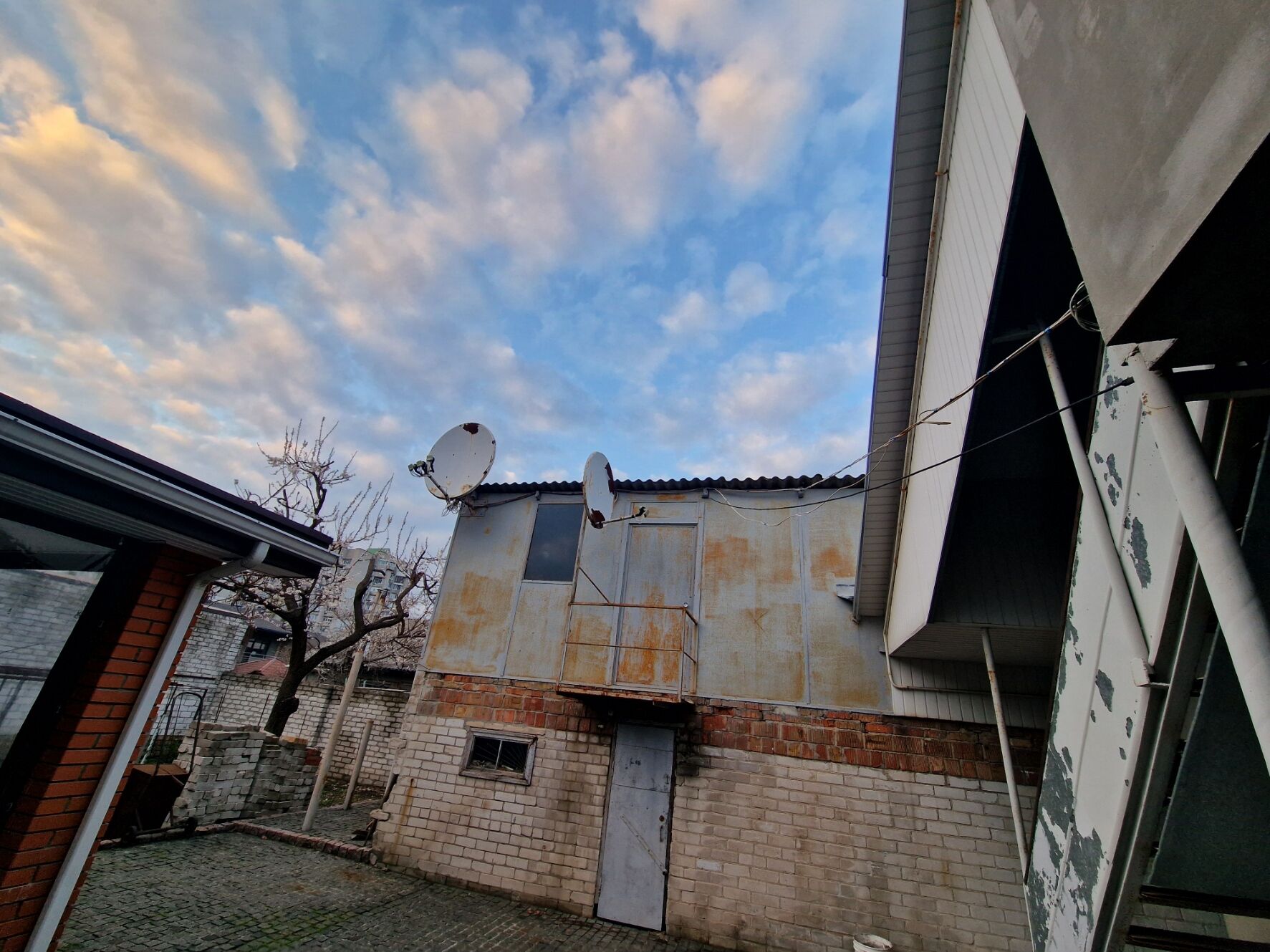 Комплект спутникового ТВ (на 4 спутника). Тарелки. Тюнер, Дніпро на aviso.ua