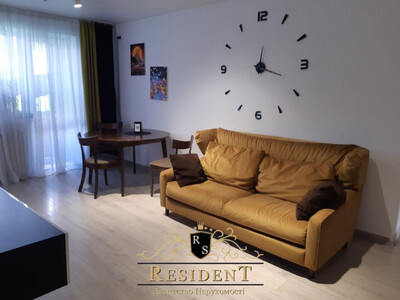 Здам 2к квартиру центр (проспект Яворницького 6)  Гарний ремонт (робився для себе).