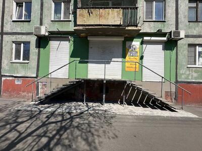 Продам торгову площу Дніпро, Індустріальний, Б.Хмельницкого