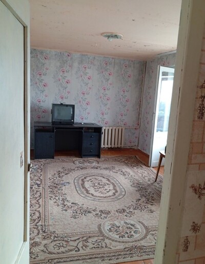 Продам 2к квартиру пр.Пилипа Орлика15