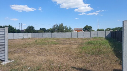 Продаж земельної ділянки під житлову забудову на вул. Чарівна, площа 7.5 сотки