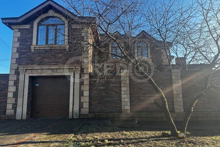 Продається будинок вул.Українська