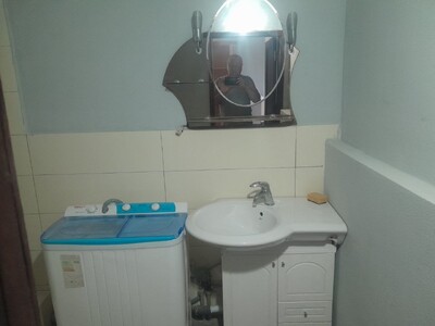 Сдам помещение, второй этаж, отдельный вход