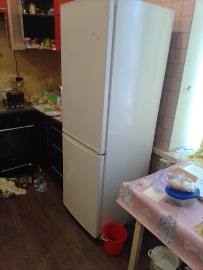 Продам холодильник "Лібхер" у відмінному робочому стані