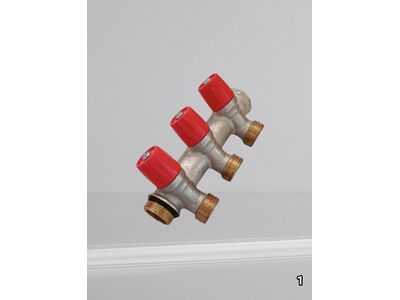 Коллектор General Fittings EK Red NK 3/4x3/4 T3. с вентильными кранами на 3 выхода красный.