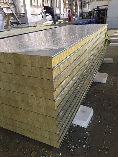 Сендвіч-панелі мінеральна вата