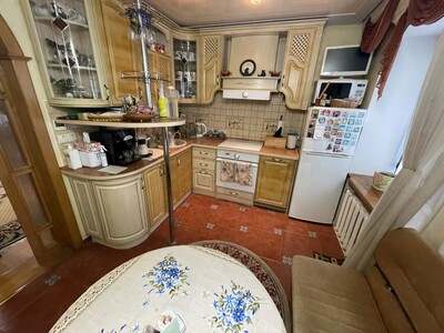 Продам  большую квартиру на Рабочей