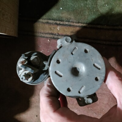 Запчастини Рено Дастер