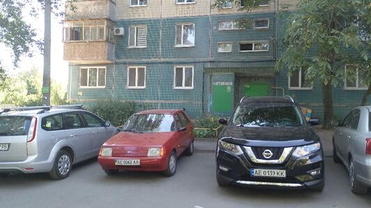 Продам 3-кімнатну квартиру, Штабний провулок, д. 8, Соборний район, Дніпро